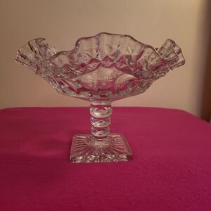 Clear candy dish vintage